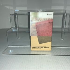 Mini wireless speakers